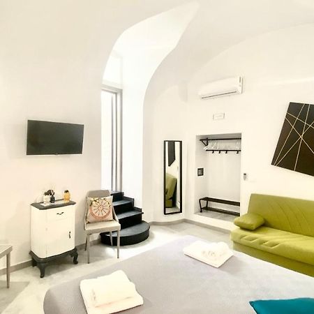 Rossaroll One Park Free Villa Noto Bagian luar foto
